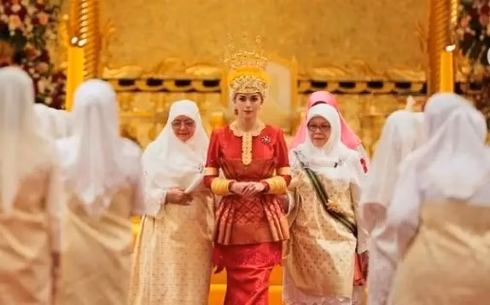 Can canh dam cuoi hoanh trang 10 ngay cua Hoang tu Brunei-Hinh-10