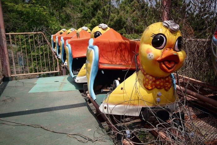 Công viên Okpo Land ở phía nam Hàn Quốc từng là một trong những khu vui chơi giải trí ngoài trời nổi tiếng của châu Á với nhiều trò chơi thú vị, vui nhộn, ngoạn mục và mạo hiểm.