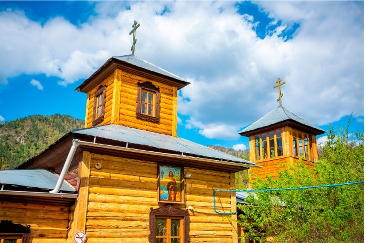 Đảo Patmos của Nga lấy cảm hứng từ hòn đảo cùng tên nổi tiếng của Hy Lạp.