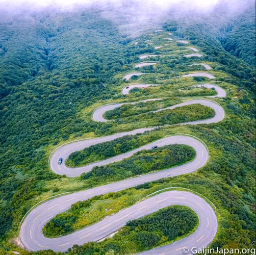 Chong mat truoc cung duong ngoan ngoeo 66 khuc cua o Nhat-Hinh-4