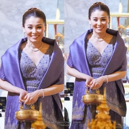 Với những chiếc váy hở tay, Hoàng hậu dùng thêm một chiếc khăn vừa tạo sự kín đáo vừa tăng vẻ quý phái.