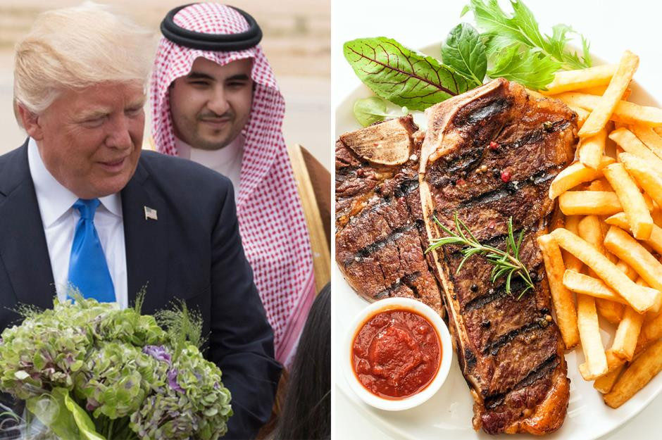 Cựu Tổng thống Donald Trump nổi tiếng là không thích đi công du nước ngoài. Trong chuyến thăm Saudi Arabia, ông chọn món bít tết yêu thích kèm theo sốt cà chua.