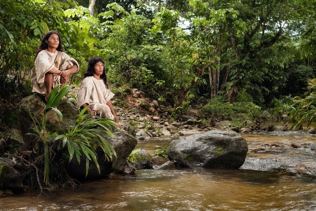 Họ cho rằng màu trắng tượng trưng cho Mẹ vĩ đại và sự tinh khiết của thiên nhiên. Thường ngày, họ luôn đeo bên mình những chiếc túi, đặc biệt là chỉ phụ nữ mới được phép dệt những chiếc túi này.