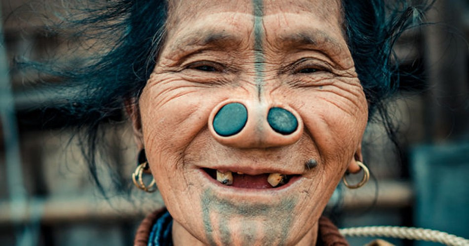 Ky la phu nu bo toc o An Do deo khuyen mui...lam dep-Hinh-2