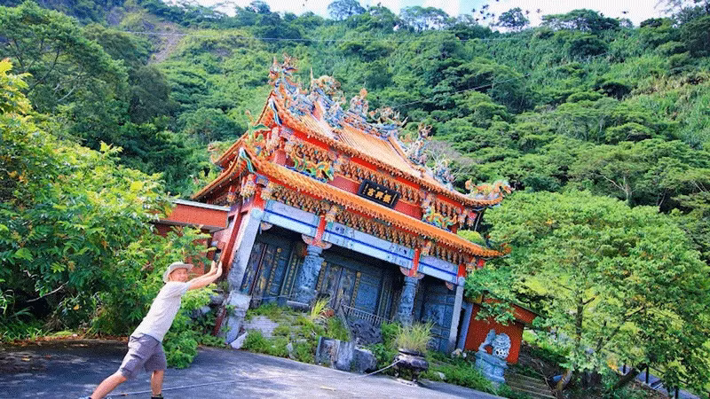 Tan muc ngoi den duoc vi “thap nghieng Pisa” phien ban Dai Loan-Hinh-9