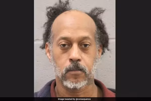 Chan dung nam rapper nhot co gai lam no le tinh duc 4 nam