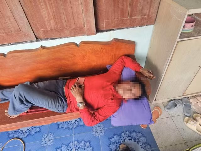 Cu ba U90 nhanh tri cuu song nguoi dan ong bi dien giat-Hinh-2