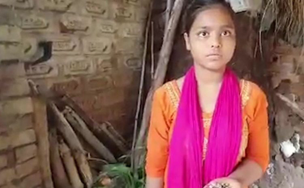 Các bác sĩ trong vùng đều không thể đưa ra bất kỳ lời giải thích chuyên khoa nào cho hiện tượng kỳ lạ này. Trong khi đó, tiến sỹ Awadhesh Kumar, một bác sĩ nhãn khoa nổi tiếng, hoài nghi và cho rằng không có lý thuyết khoa học nào có thể gây ra hiện tượng như vậy. Tình trạng kỳ lạ của bé gái này hiện vẫn là một bí ẩn chưa thể giải đáp. Ảnh: OC.