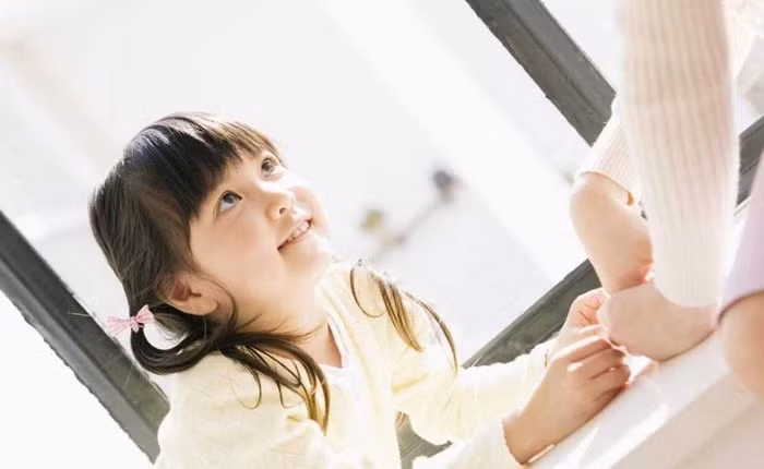 Hơi thở con có mùi, mẹ đưa đi khám...gắp ra hạt đáng sợ - Hình 4 Hoi tho con co mui, me dua di kham...gap ra hat dang so-Hinh-4