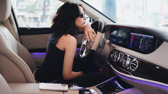 Mỹ nhân Việt lên đồ theo cá tính thời trang riêng với xế hộp đắt tiền, ai cũng đẹp và quyến rũ theo cách riêng.