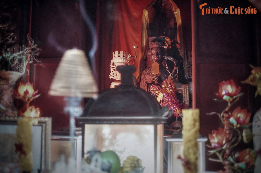 Theo sử cũ, An Dương Vương tên thật là Thục Phán, là người đã thống nhất hai tộc Âu Việt và Lạc Việt vào chung một triều đình. Ông đổi quốc hiệu thành Âu Lạc, xưng là An Dương Vương và đóng đô tại Phong Khê, nay là vùng Cổ Loa, huyện Đông Anh, Hà Nội.