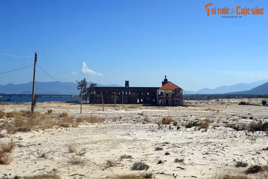 Ngày nay, đan viện Citeaux Mỹ Ca chỉ còn hai tòa nhà tồn tại sau các biến động lịch sử, gồm tòa nhà chính. Công trình nằm trong phần đất quy hoạch một dự án bất động sản du lịch, có hàng rào bao quanh.