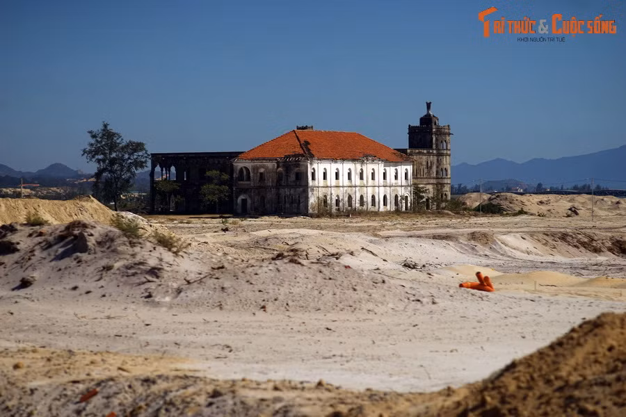 Trong tương lai không xa, đan viện lịch sử ở Cam Ranh sẽ được cải tạo để trở thành điểm nhấn kiến trúc trong một khu nghỉ dưỡng tầm cỡ khu vực...