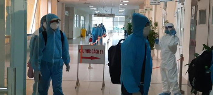 15 benh nhan sot cao trong hanh trinh tu Guinea Xich dao ve nuoc-Hinh-13