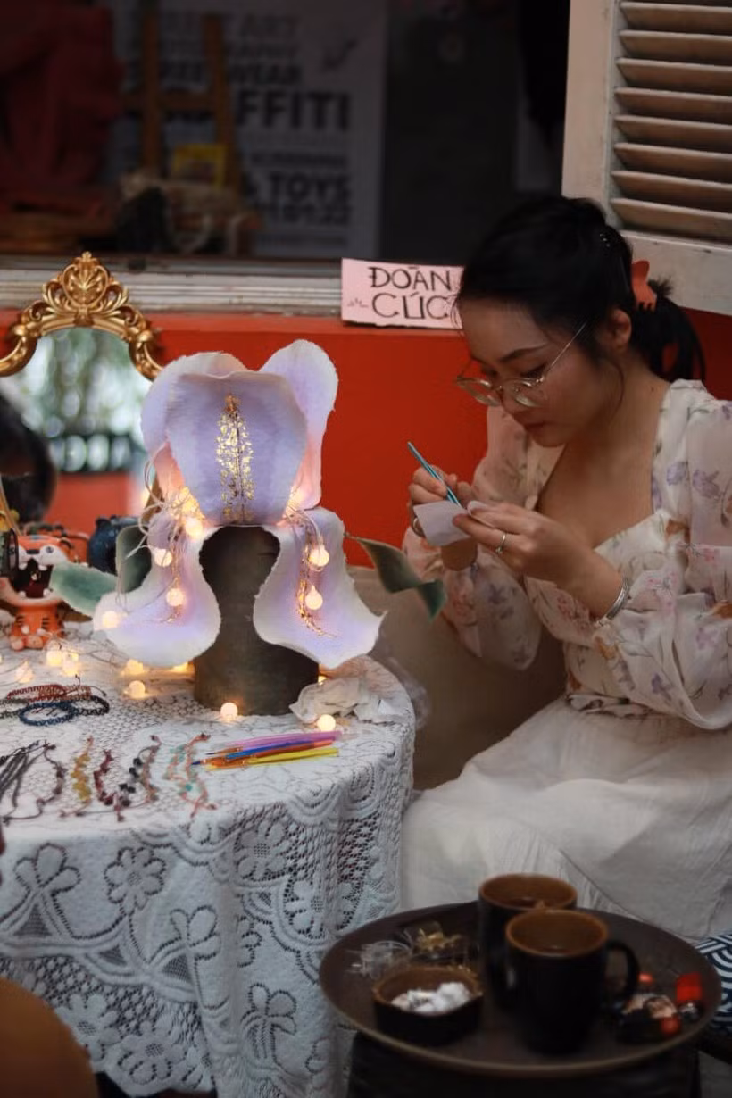 Tiep noi truyen thong de giay do 'hoi sinh'-Hinh-3