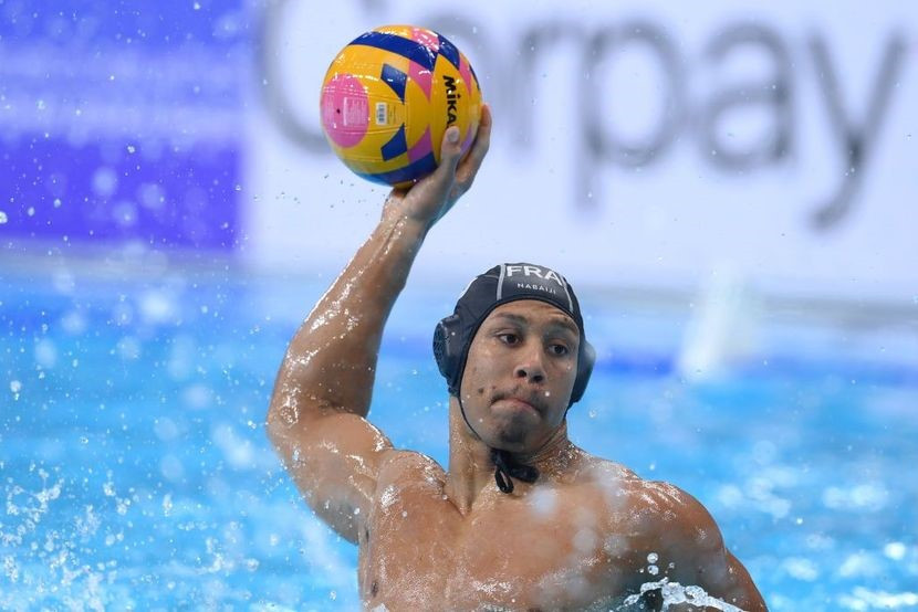 Các đài truyền hình đang nhanh chóng tìm cách tăng cường nguồn thông tin mới này và đưa lên màn hình tivi. Người xem đã bị mê hoặc khi kỷ lục thế giới được chiếu lên màn hình trong Thế vận hội Sydney 2000. Harple cho biết vào năm 2024, các đài truyền hình có khả năng hiển thị nhiều hơn nữa, chẳng hạn như gia tốc, tốc độ tối đa và độ dài sải chân.Ảnh:World Aquatics