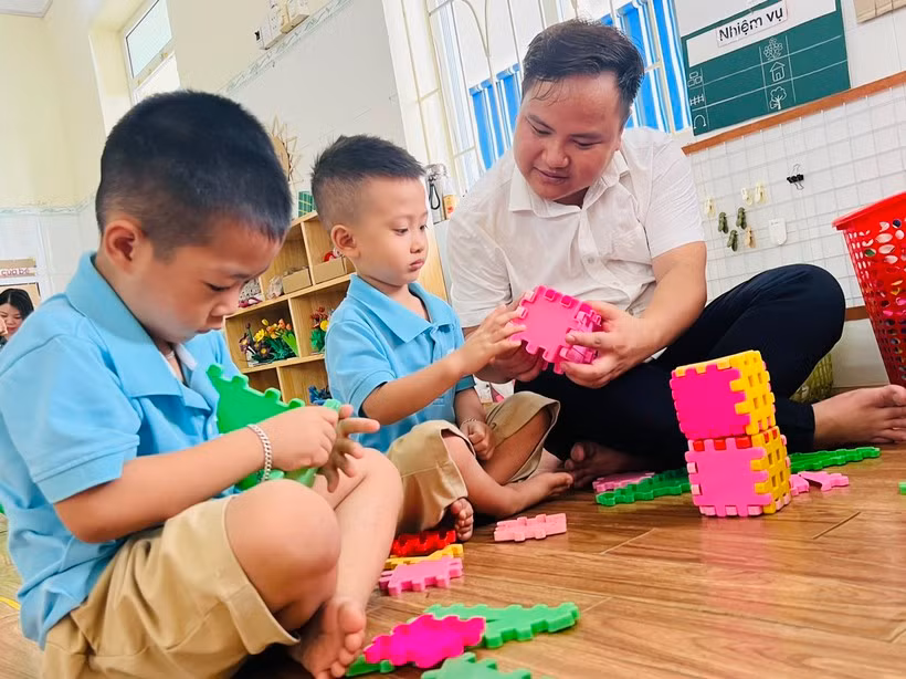 Thay giao vuot dinh kien gan bo voi nghe-Hinh-3