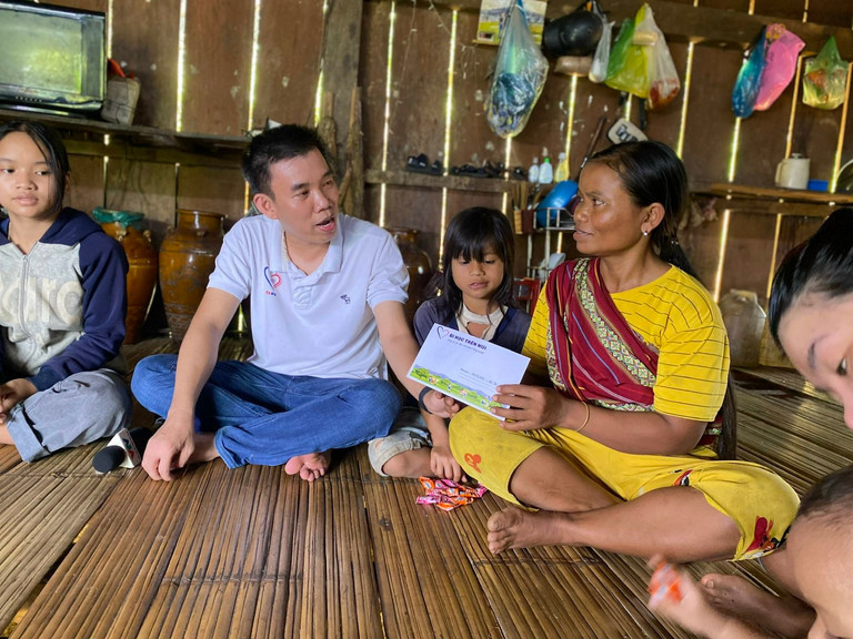 Nam ky su mang niem vui va hy vong moi cho tre em vung cao-Hinh-7