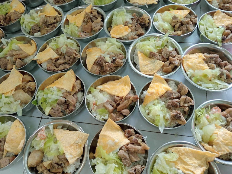 Nam ky su mang niem vui va hy vong moi cho tre em vung cao-Hinh-6