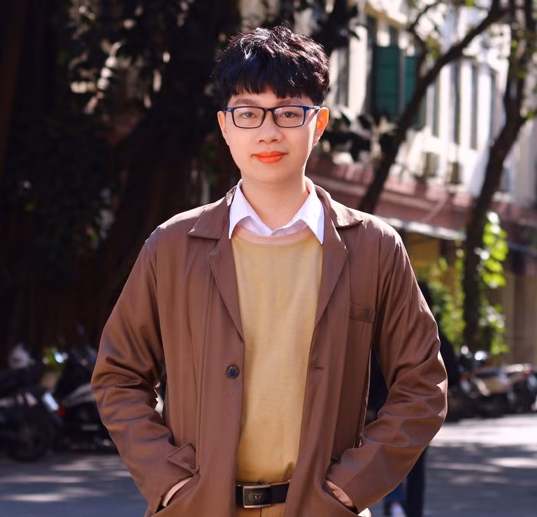 Hanh trinh 'chua lanh' cua nam sinh tung khoc uot goi vi bi bat nat