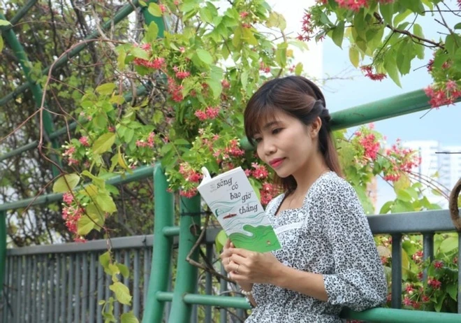 'Hum Xam qua song' ke chuyen hanh phuc, lam mem trai tim nguoi doc-Hinh-2