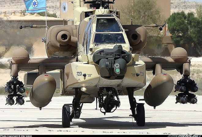 Theo India Express, đây là số trực thăng thuộc lô hàng đầu tiên trong tổng số 22 chiếc Apache AH-64E Guardian trị giá khoảng 1,15 tỷ USD mà New Delhi đã đặt mua từ Washington vào tháng 9/2015.