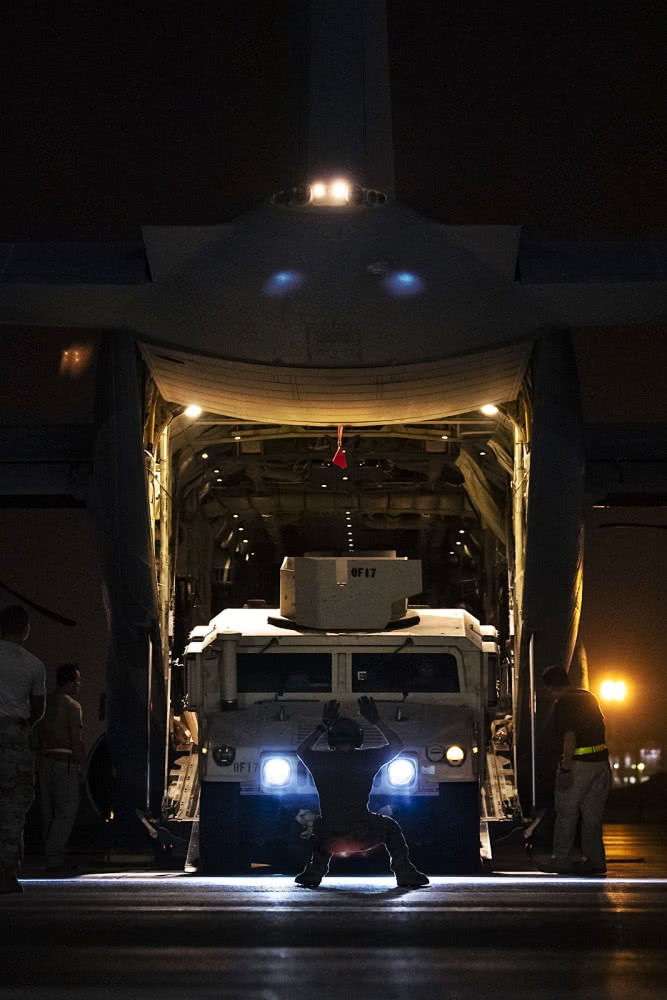 Thời gian gần đây, trước sự leo thang căn thẳng của khu vực Trung Đông và việc Trung Quốc mở rộng hoạt động quân sự ở nước ngoài, Mỹ cùng các đồng minh phương Tây của mình đã tăng cường lực lượng đồn trú cũng như trang thiết bị tới quốc gia Bắc Phi này. Nguồn ảnh: QQ.