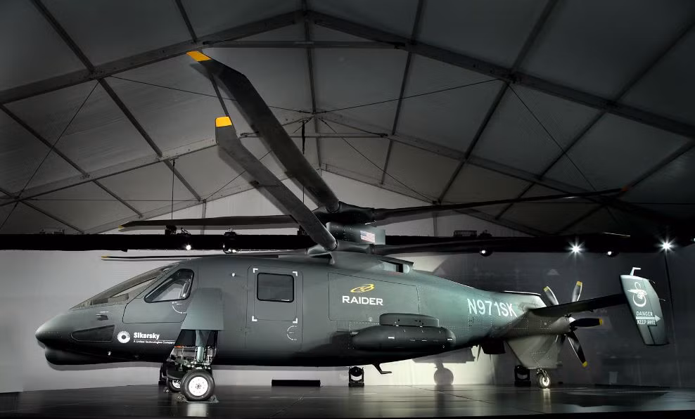 Điểm khác biệt dễ nhận thấy nhất của SB-1 và S-97 đó là SB-1 có tới 8 cánh quạt chia hai tầng với thiết kế theo kiểu chữ X còn với S-97, nó chỉ có hệ thống sáu cánh quạt chia hai tầng. Nguồn ảnh: Airrecognition.