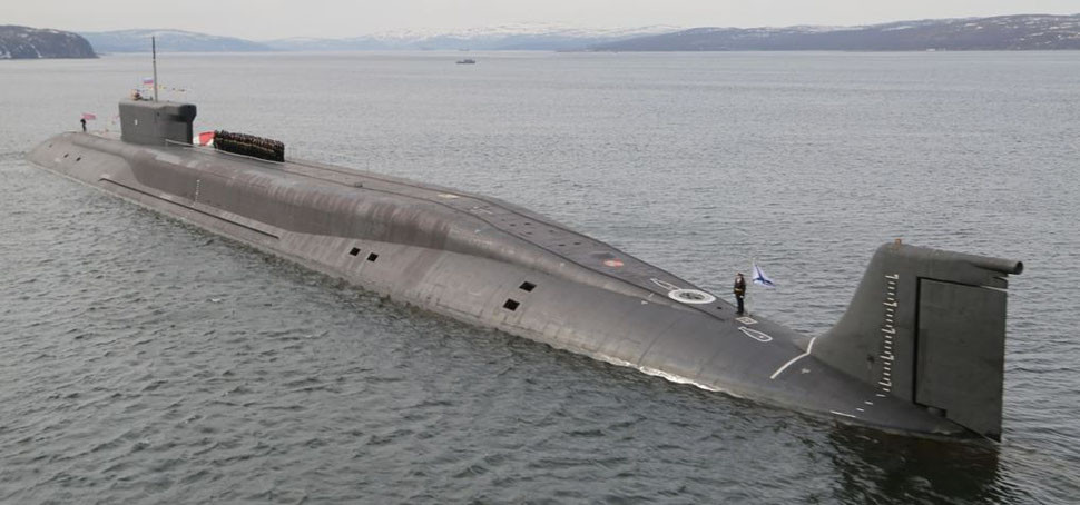 Đề án 955A bắt đầu được Nga công bố từ cuối năm 2009 nhưng sau đó đã bị hoãn tới quý một năm 2010 mới bắt đầu triển khai. Hiện thông số kỹ thuật của Borei-A vẫn được Nga giấu kín tuy nhiên nhiều chuyên gia quân sự cho rằng đây sẽ là lớp tàu ngầm cải tiến rất sâu, dự kiến có tính năng kỹ chiến thuật khác hoàn toàn so với các tàu lớp Borei thông thường. Nguồn ảnh: Defence.
