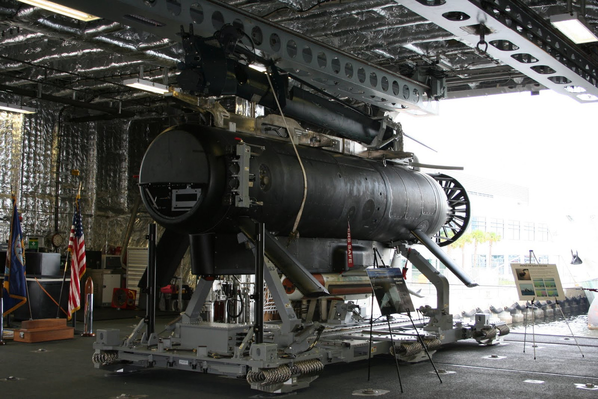 Đây được coi sẽ là loại vũ khí thay đổi bộ mặt của chiến tranh trên biển trong tương lai và hiện tại Mỹ đang gần như chắc chắn đứng đầu thế giới với các loại công nghệ robot tàu ngầm tự hành họ nắm trong tay. Nguồn ảnh: BI.