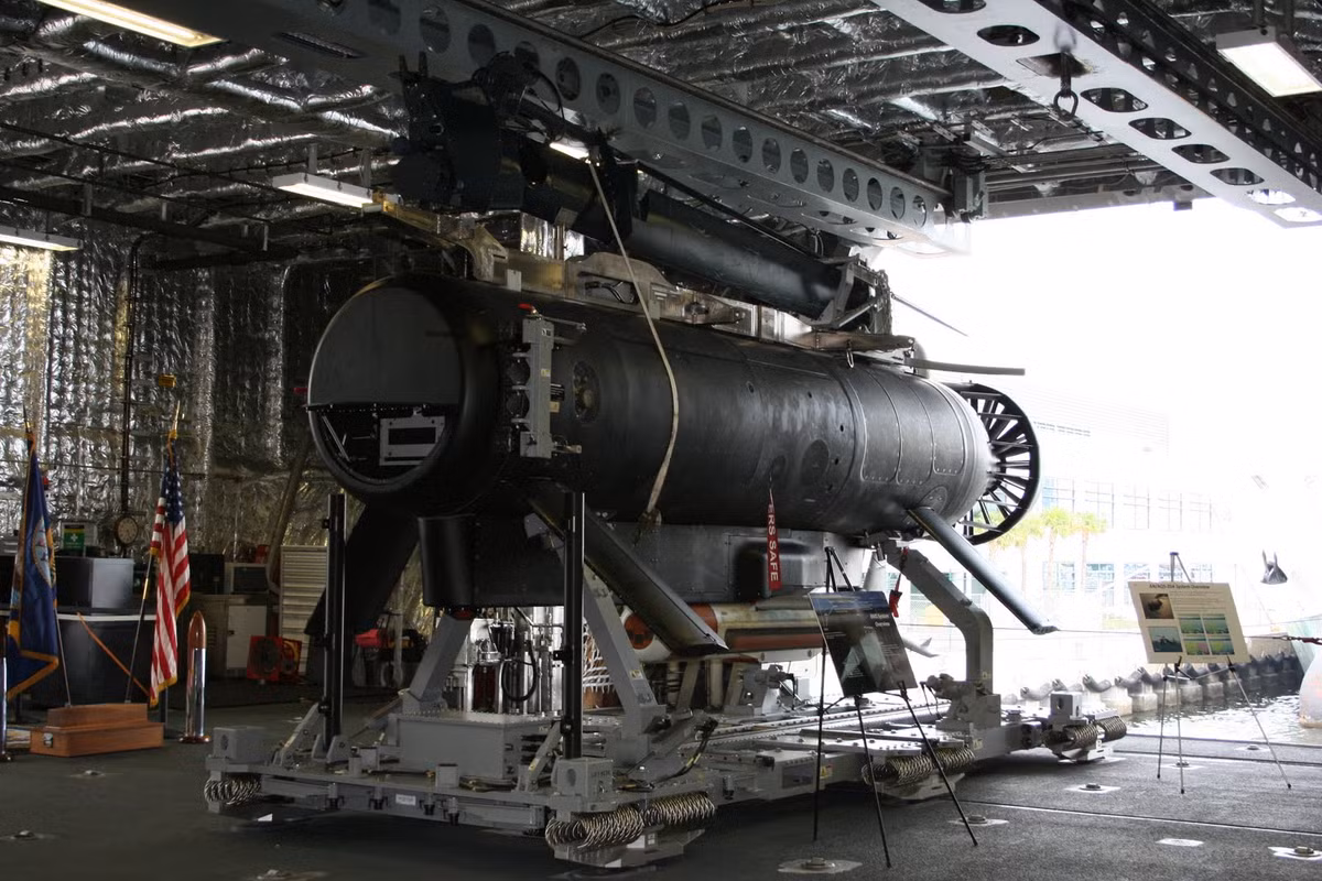 Đây được coi sẽ là loại vũ khí thay đổi bộ mặt của chiến tranh trên biển trong tương lai và hiện tại Mỹ đang gần như chắc chắn đứng đầu thế giới với các loại công nghệ robot tàu ngầm tự hành họ nắm trong tay. Nguồn ảnh: BI.