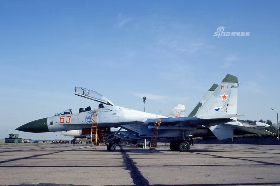 Nhiều loại máy bay được Liên Xô bỏ lại như MiG-29, Su-27,... sau này đã được Mỹ mua lại với giá khá cao từ các quốc gia Đông Âu này để phục vụ cho việc nghiên cứu, tìm cách đối phó. Nguồn ảnh: Sina.