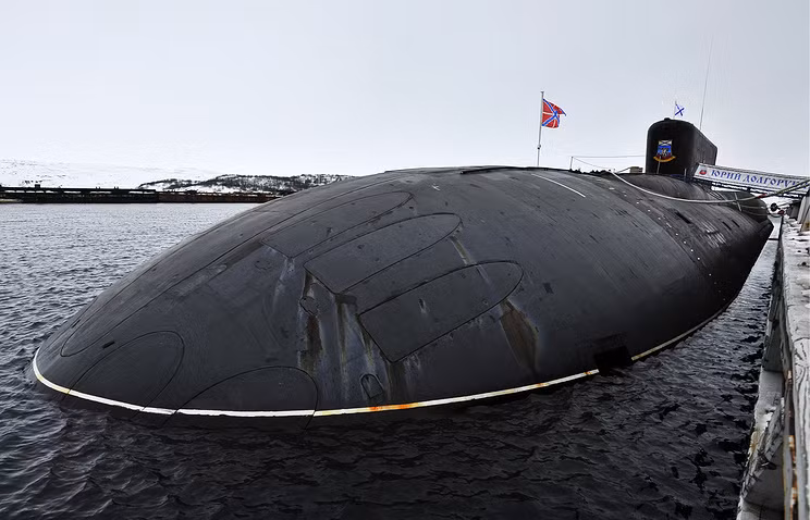 Nguồn tin của TASS cũng cho biết quá trình đặt lườn cho hai tàu ngầm này dự kiến sẽ bắt đầu vào năm 2024 tới đây tại nhà máy đóng tàu Sevmash. Nguồn ảnh: Gazu.