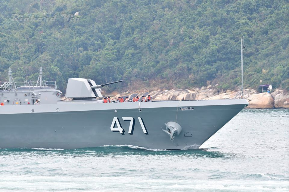 Sức mạnh tên lửa của HTMS Tachin bao gồm 8 ống phóng Mk.41 thẳng đứng với khả năng triển khai các loại tên lửa như RIM-162 ESSM hay SM-2 hoặc VL-ASROC cùng hệ thống 8 tên lửa chống hạm Harpoon. Nguồn ảnh: Richard Yip