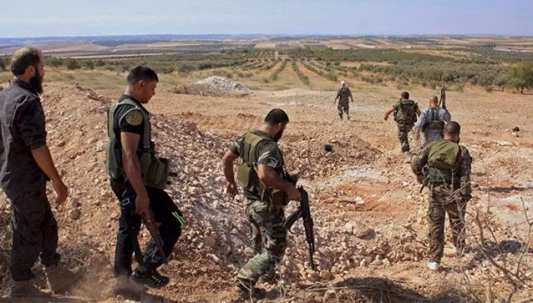 Theo thông tin được Southfront đăng tải, các cuộc đụng độ có sự tham gia của cả hoả lực hạng nặng như pháo binh của các bên. Nguồn ảnh: Southfront.