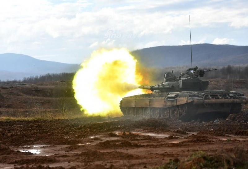 Xe tăng chủ lực chiến trường phiên bản T-72M4CZ. Đây là loại xe tăng được Quân đội Séc tự nâng cấp từ phiên bản gốc là T-72M thuộc dòng xe tăng Liên Xô T-72. . Nguồn ảnh: Sina.