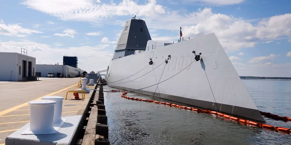 My ha thuy sieu khu truc ham Zumwalt ty USD cuoi cung