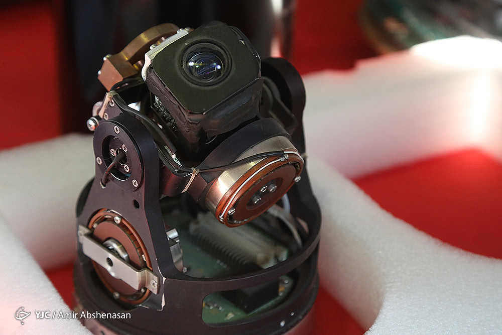 Jamarat sử dụng đầu dò GPS kết hợp với hệ thống thu thập và xử lý hình ảnh. Hệ thống này được cho là sẽ giúp Jamarat có độ lệch mục tiêu chỉ tối đa 10 mét so với mục tiêu đã định trước. Nguồn ảnh: VJC.