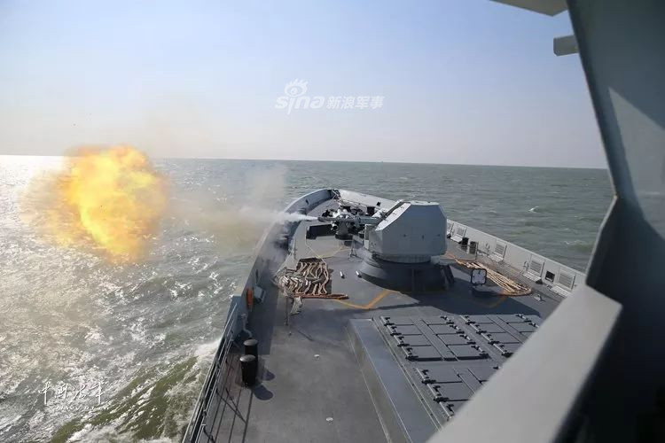 Pháo có tốc độ bắn cực cao, lên tới 120 viên mỗi phút và có tầm bắn tối đa lên tới 10 km.