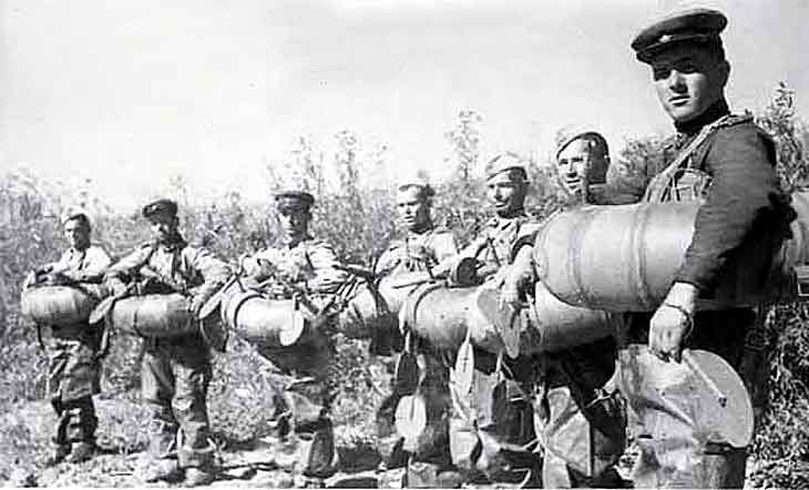 Việc có trang bị phương tiện này có thể giúp lính Hồng quân Liên Xô hành quân được trên đa dạng địa hình với tốc độ cao, tạo ra những đòn đánh hiểm khó dự báo trước về phía đối phương. Nguồn ảnh: Englishrus.