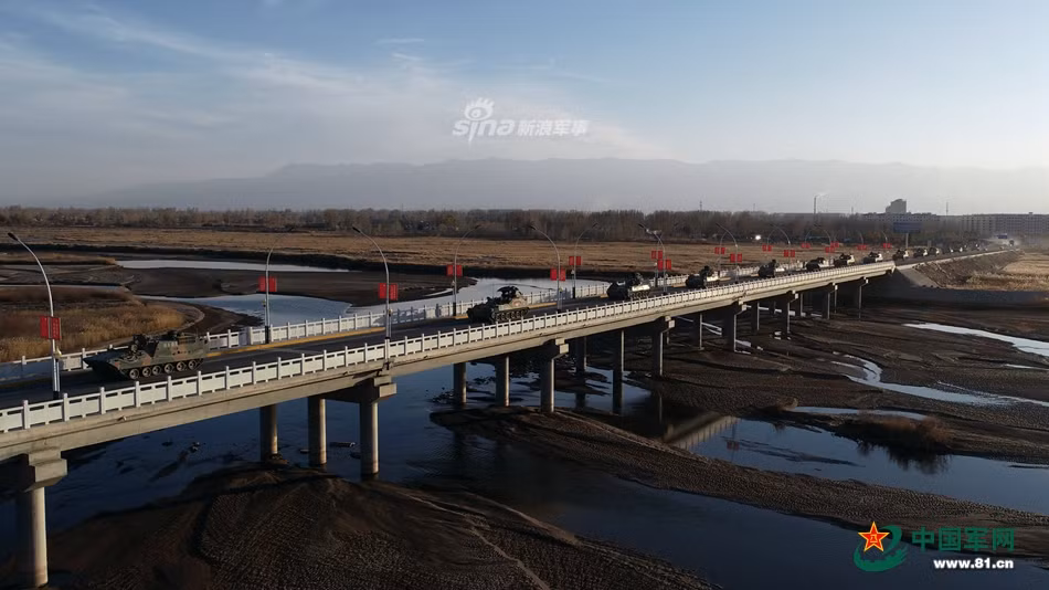 Kỳ Liên Sơn nằm gần dãy núi Côn Lôn, tạo thành ranh giới tự nhiên chia cắt tỉnh Thanh Hải và Cam Túc của Trung Quốc. Khu vực này có chiều rộng từ 200 tới 300 km, độ cao trung bình đạt trên 4000 mét. Nguồn ảnh: 81.CN.