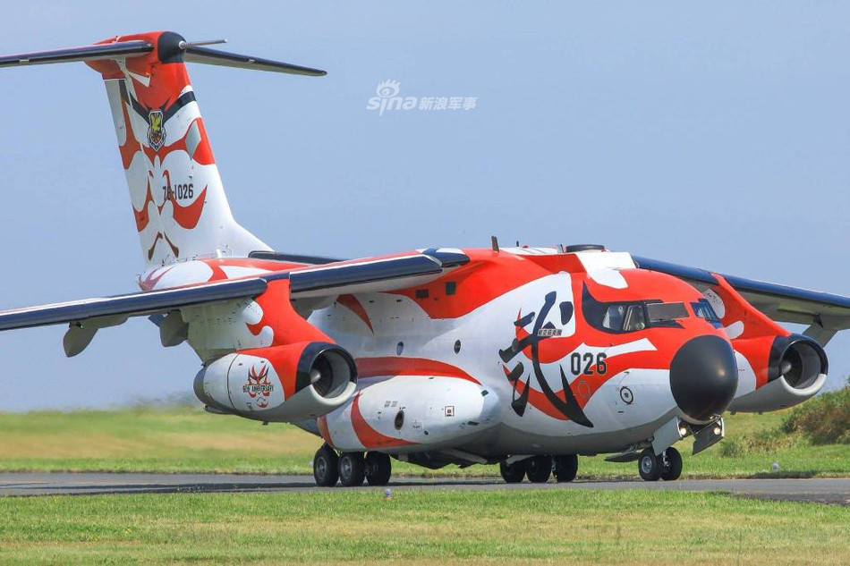 Tổng cộng Nhật chế tạo 31 chiếc vận tải cơ loại này. Phiên bản Kawasaki C2 ra đời vào năm 2010 đã do các điều khoản trong hiến pháp được nới lỏng mà có thể mở rộng tầm bay lên tới 10.000 km - hơn gấp đôi so với phiên bản đầu. Nguồn ảnh: Sina.