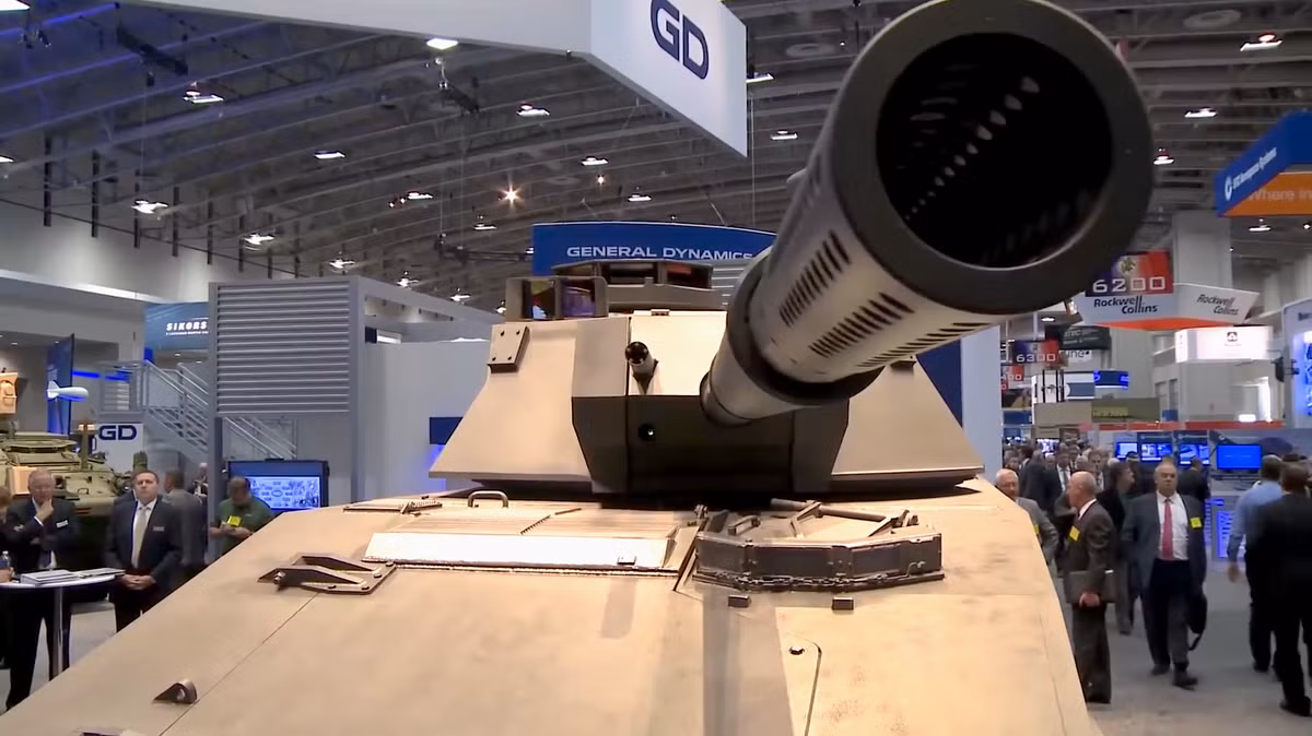 Dù chiến thắng rất vẻ vang với thiệt hại cực kỳ nhỏ, tuy nhiên nhiều chuyên gia quân sự nhận ra rằng cách thức sử dụng xe tăng của Mỹ tại chiến trường Iraq vẫn có phần khá cổ điền và chủ yếu đạt được lợi thế do vượt trội về kỹ thuật và yểm trợ đường không so với đối phương. Nguồn ảnh: BI.