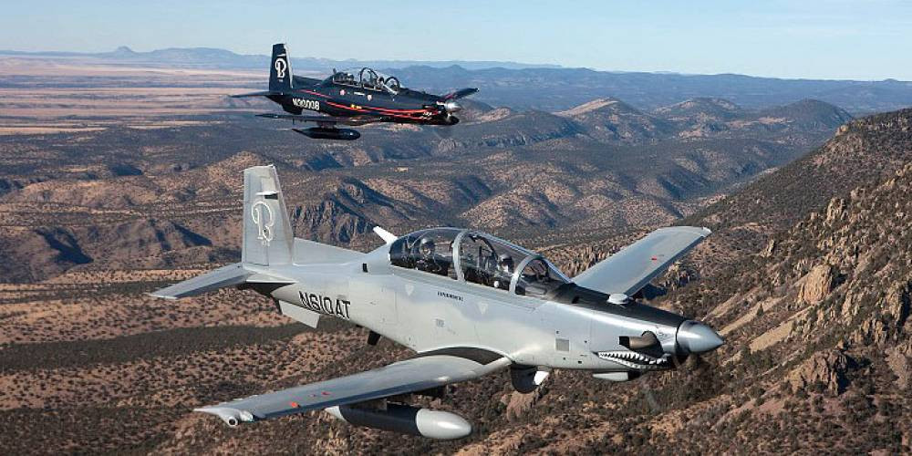 Tuy nhiên nếu mua thêm chiến đấu cơ hạng nhẹ, số lượng sẽ phải trên 100 chiếc mới đủ để toàn bộ Không quân Mỹ sử dụng. Nếu không, loại chiến đấu cơ này sẽ chỉ đủ số lượng để thực hiện các nhiệm vụ huấn luyện hoặc chiến đấu với cường độ thấp. Nguồn ảnh: BI.