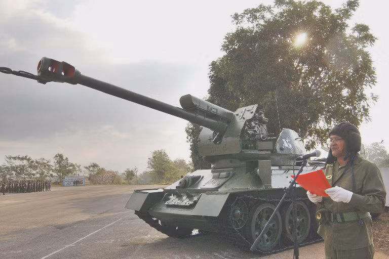 Phiên bản pháo tự hành T-34 kết hợp với nòng 8,8cm do Cuba nâng cấp. Nguồn ảnh: 1Zoomme.