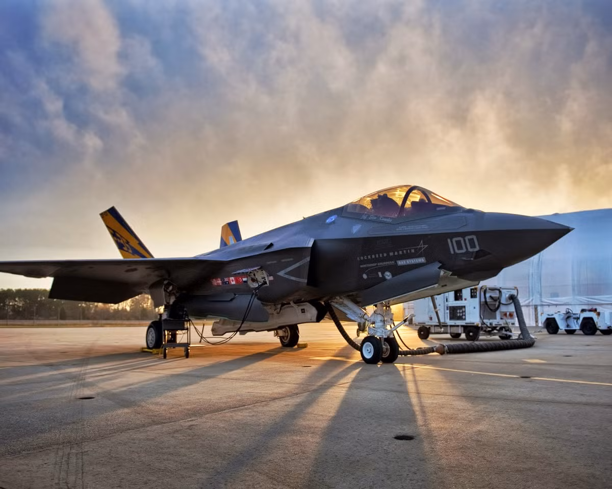 Tuy nhiên các học giả Nhật lại chỉ ra rằng, Trung Quốc có rất ít hoặc thậm chí là không có kinh nghiệm đối phó với các máy bay tàng hình thế hệ mới. Đây chính là lợi thế không nhỏ mà Hàn Quốc và Nhật Bản có thể lợi dụng để chiếm được ưu thế trước Trung Quốc khi hai nước này có các chiến đấu cơ F-35 trong tay. Nguồn ảnh: TATM.