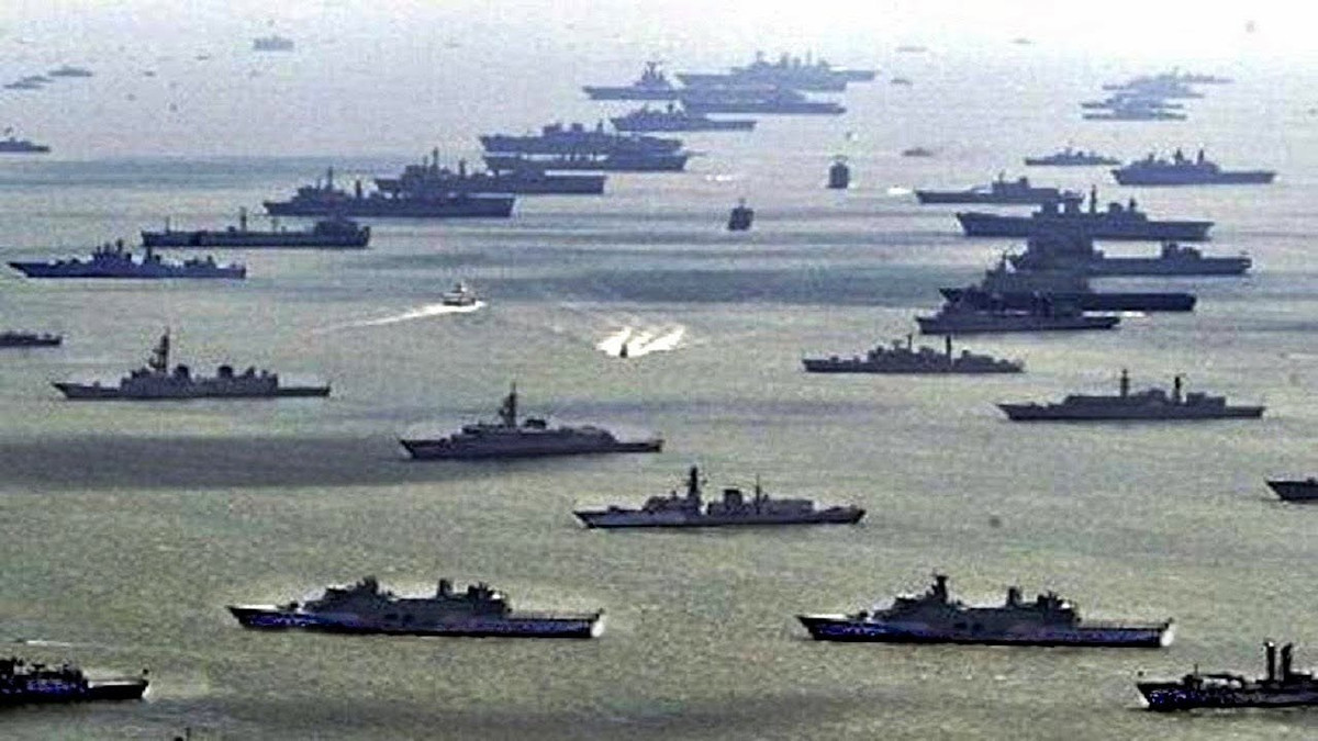 Loại tàu chiến tiếp theo được coi là cực kỳ nguy hiểm và sẽ được gia nhập biên chế Hải quân Trung Quốc với số lượng lớn trong năm 2019 tới đây chính là các khu trục hạm Type 055 với độ giãn nước 12.000 tấn. Hiện tại Trung Quốc đã có 3 chiếc Type 055 đã đóng xong và đang chạy thử nghiệm cùng với 4 chiếc khác đang được đóng cùng lúc dự kiến sang năm sẽ hoàn thành. Nguồn ảnh: Sohai.