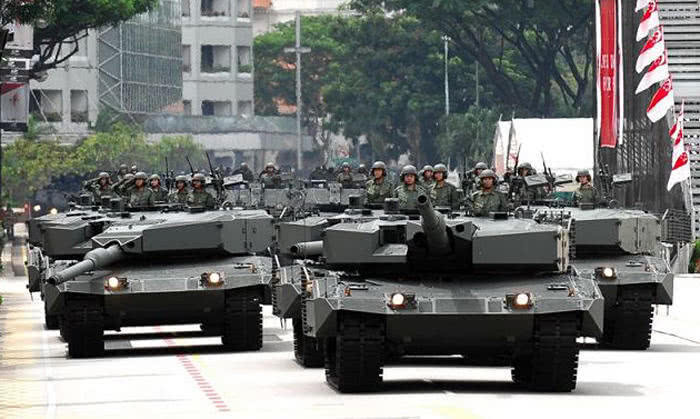 Ngân sách quốc phòng của Singapore đạt 10,19 tỷ USD vào năm ngoái, tương đương 3,2% GDP và chiếm 17,7% chi tiêu của chính phủ. Ở châu Á, ngân sách quốc phòng của Singapore chỉ đứng sau các "anh lớn" như Trung Quốc, Ấn Độ, Nhật, Hàn Quốc và Pakistan. Nguồn ảnh: QQ.