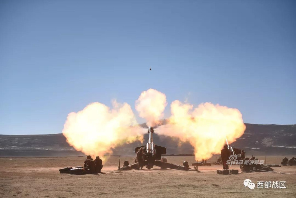 Phiên bản D-20 của Liên Xô thậm chí còn có cả khả năng bắn ra đầu đạn hạt nhân. Tuy nhiên không rõ Type 66 của Trung Quốc có khả năng thực hiện điều tương tự hay không. Nguồn ảnh: Sina.