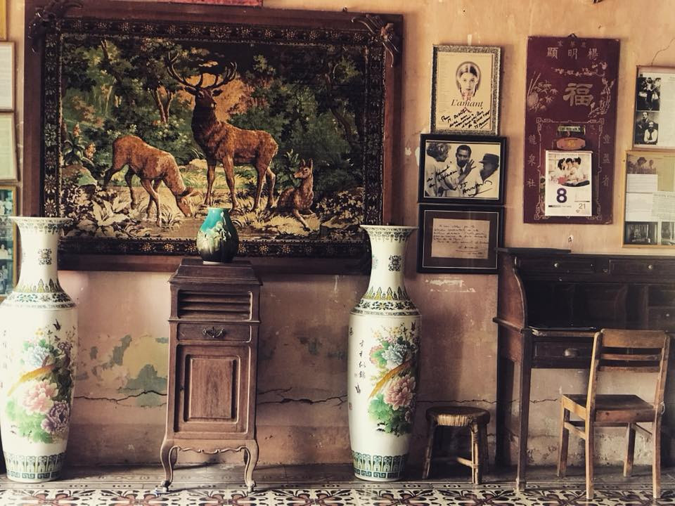 Nhà cổ Bình Thủy còn nổi tiếng trong và ngoài nước vì xuất hiện nhiều trên màn ảnh nhỏ với vai trò là bối cảnh chính của hàng chục bộ phim như: Những nẻo đường phù sa, Người đẹp Tây Đô, Nợ đời... Riêng với phim Người tình, nơi này được dùng làm bối cảnh thay thế cho ngôi nhà Huỳnh Thủy Lê nổi tiếng ở Sa Đéc.